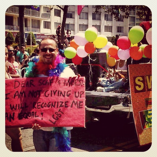 عاصم الطودي: قصة ناشط مثلي